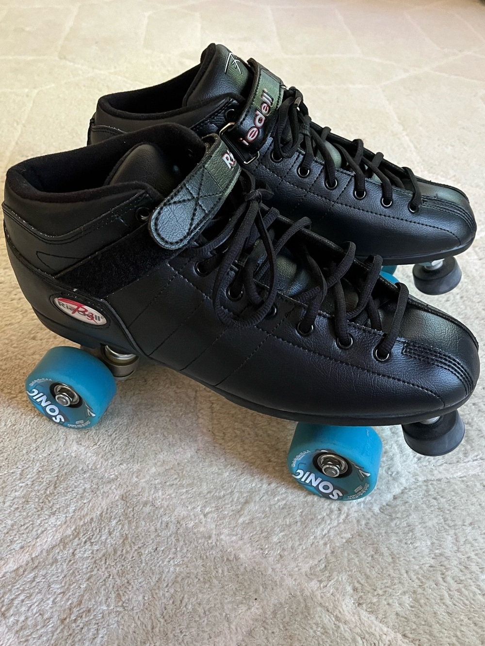 Riedell R3 Skates